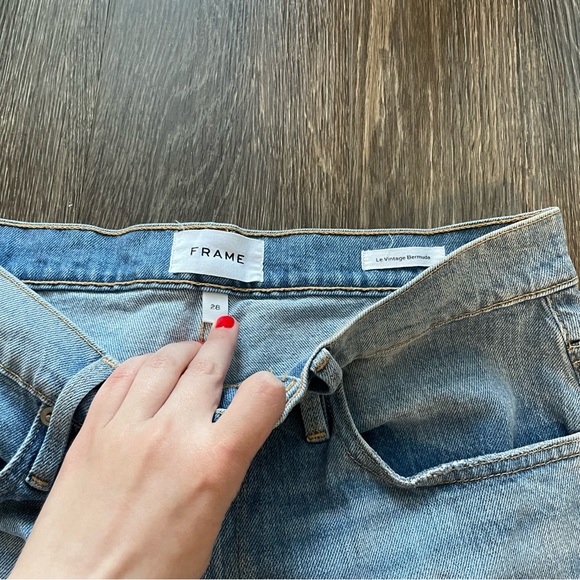 Frame Le Vintage Bermuda Light Wash Size 28 - Picture 4 of 6